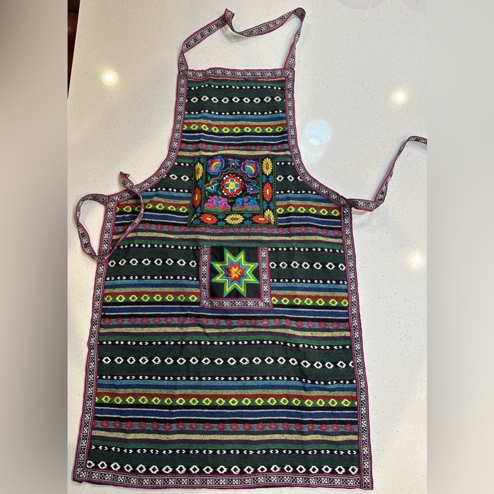 Embroidered colorful apron (two sided) with pockets